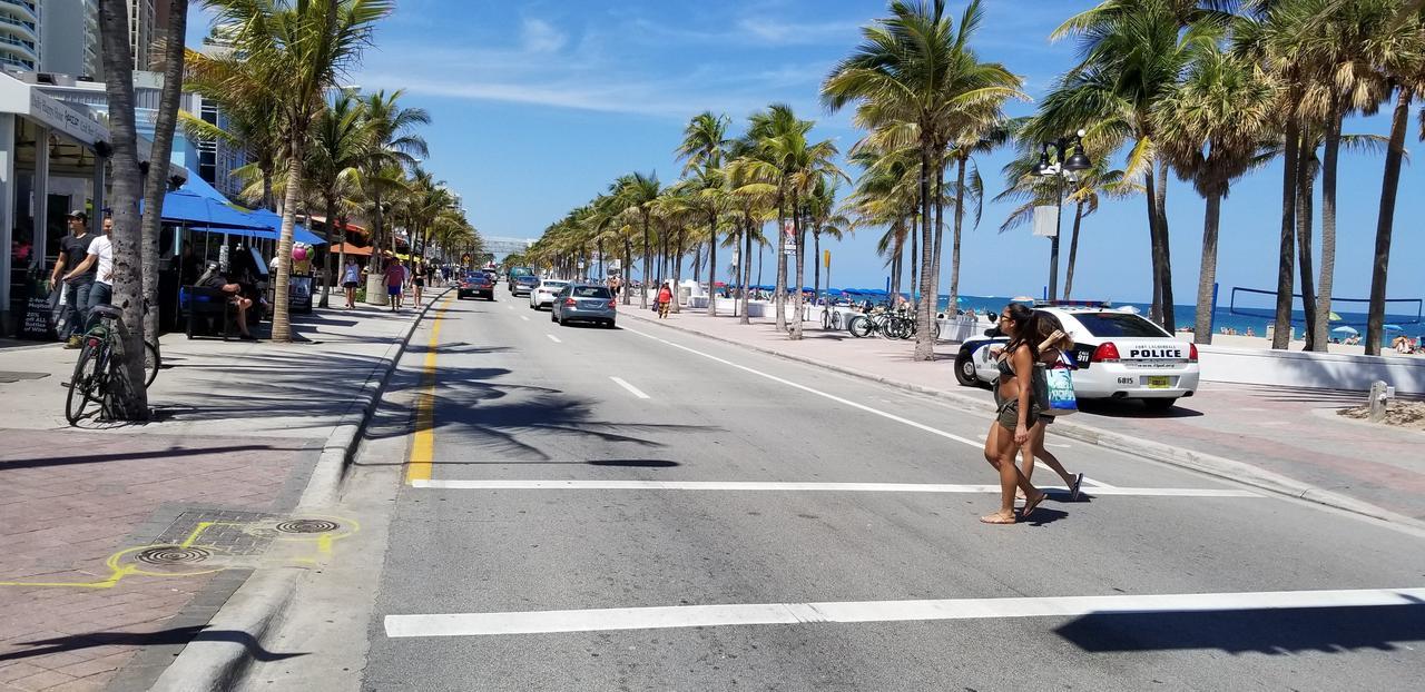 Beachway Per Ankh Pompano Beach Exterior foto